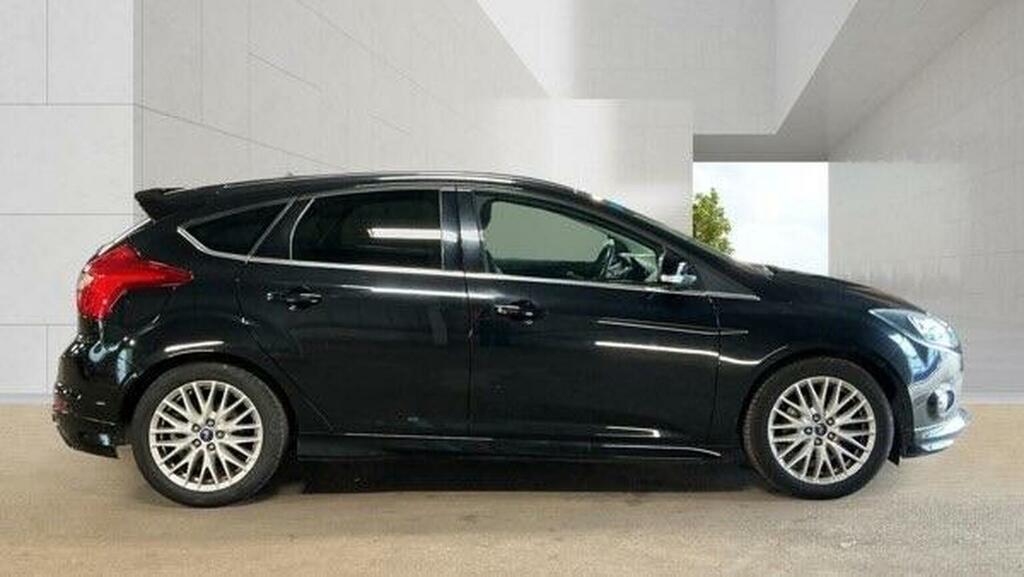 Ford Focus Hatchback 1.6T Ecoboost Zetec S Euro 5 Ss MM14FHZ Black #5
