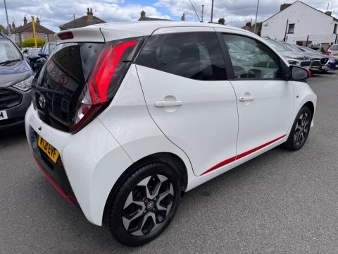 Toyota Aygo 2021 21 Vvt-i MT21EVF White #6