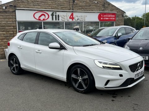 Volvo V40 2017 67 D2 White #3