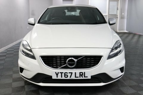 Volvo V40 2017 67 D2 White #2