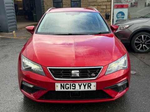 Seat Leon 2019 19 Tsi NG19YYR Red #2