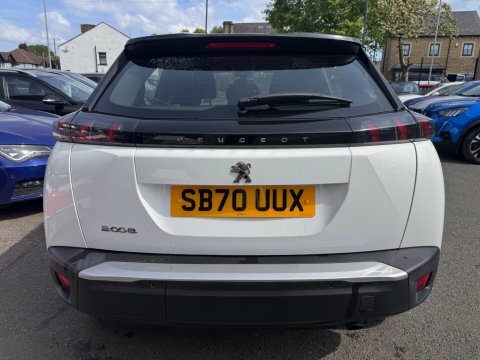 Peugeot 2008 2020 70 Puretech SB70UUX White #4