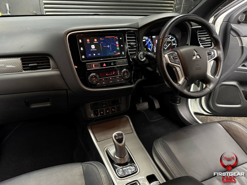 Mitsubishi Outlander 2.4H Twinmotor 13.8Kwh 4H Suv Plug-in Hybri DN19TZA #2
