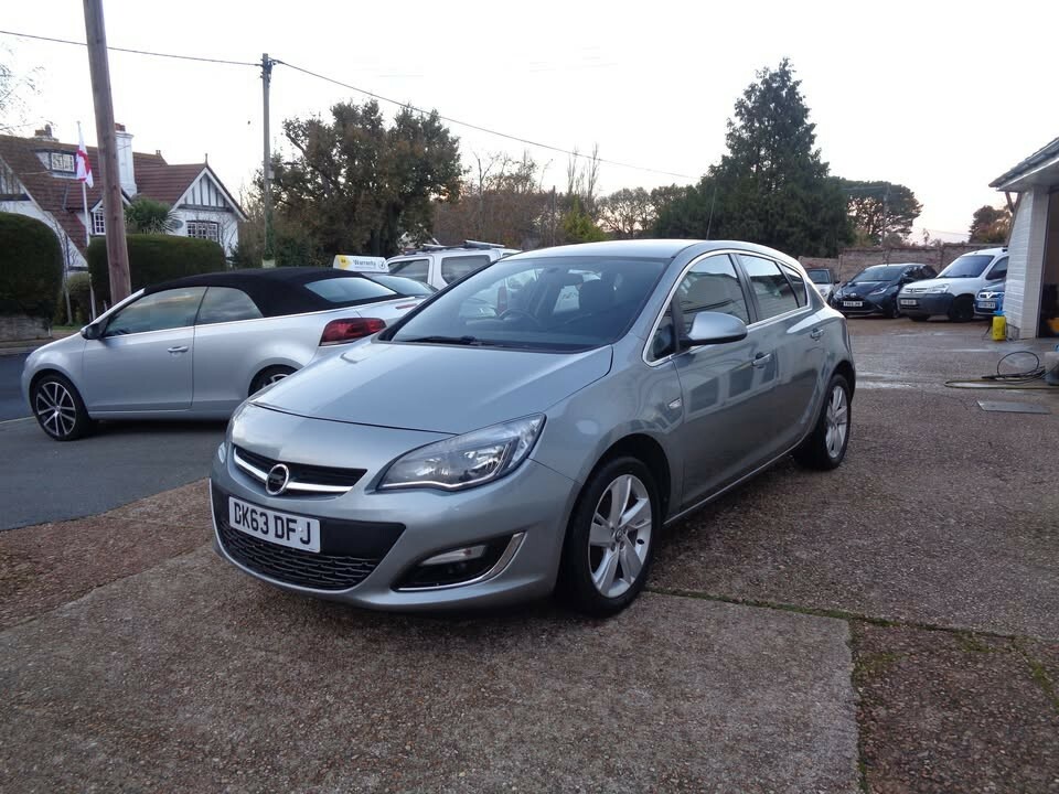 Vauxhall Astra Hatchback 1.4 16V Sri 2013 DK63DFJ Silver #4