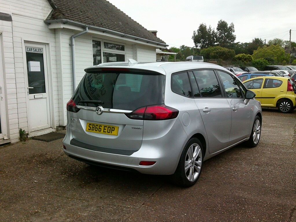 Vauxhall Zafira Tourer Mpv 1.4 I Turbo Sri Nav 2017 SB66EOP Silver #2