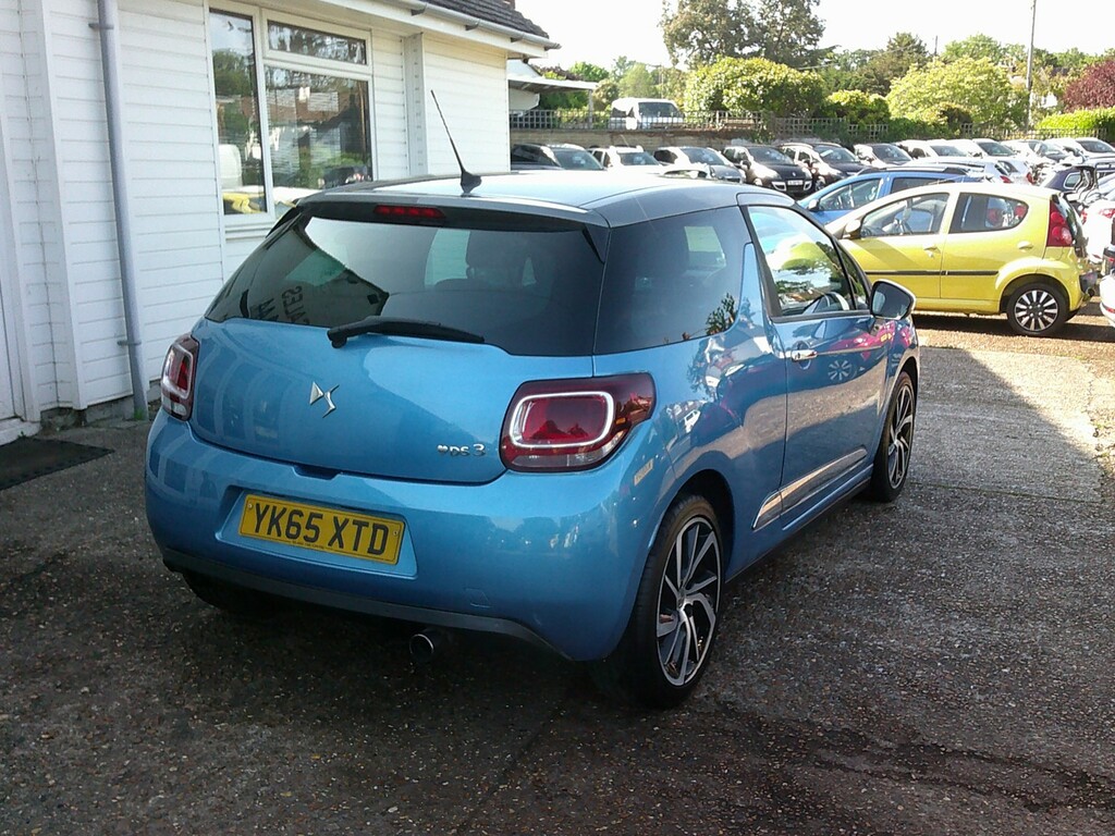 DS DS 3 Hatchback 1.2 Puretech Dstyle Nav 2015 YK65XTD Blue #2