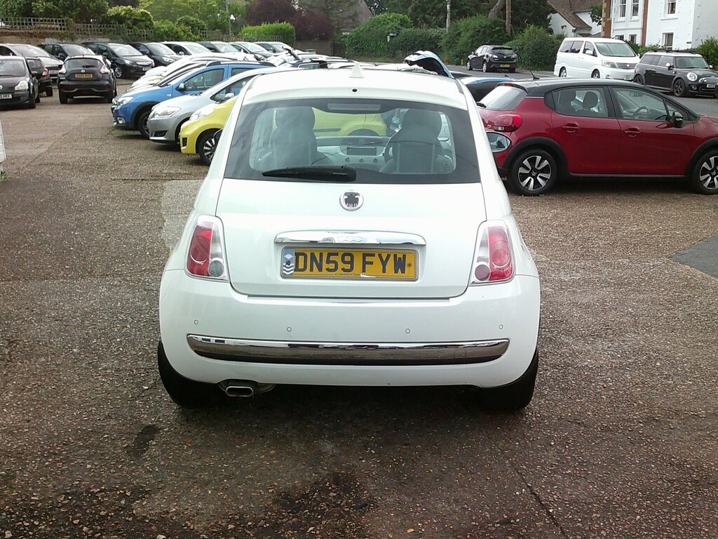Fiat 500 Hatchback 1.2 500 1.2 Lounge Start Stop 2009 DN59FYW White #3