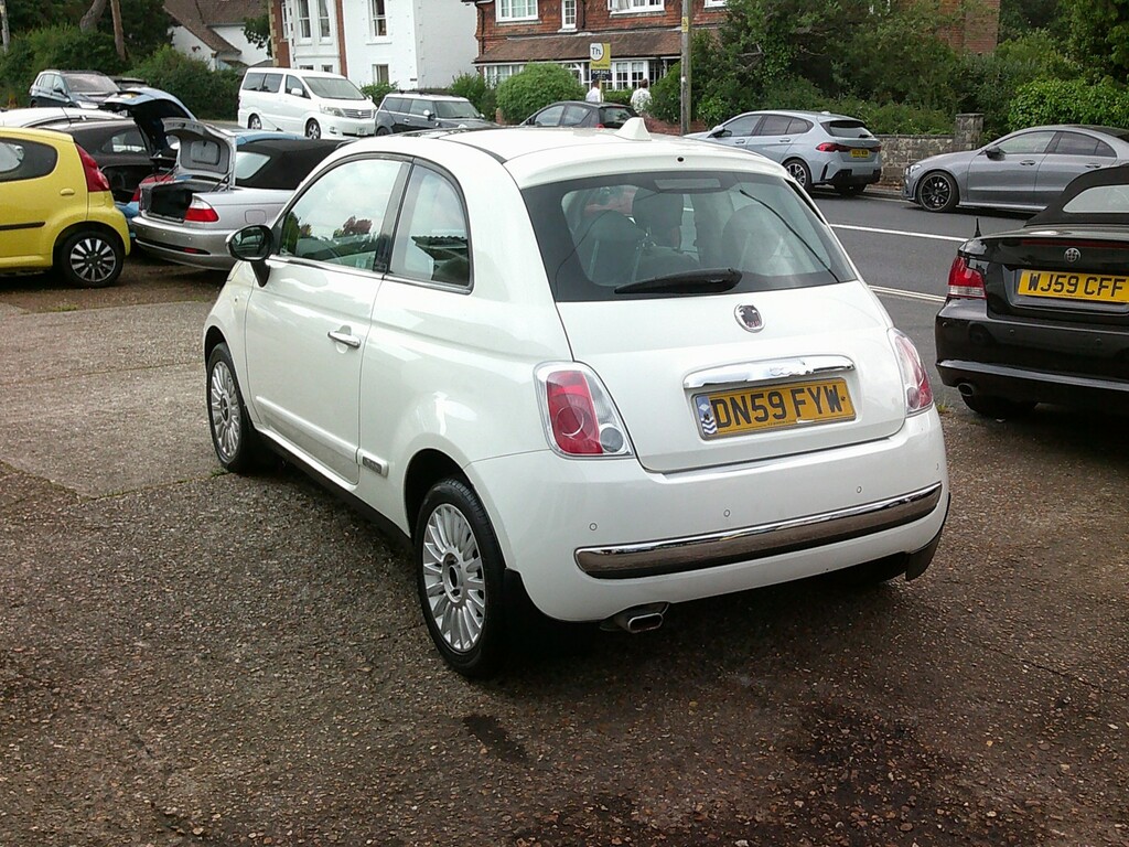 Fiat 500 Hatchback 1.2 500 1.2 Lounge Start Stop 2009 DN59FYW White #4