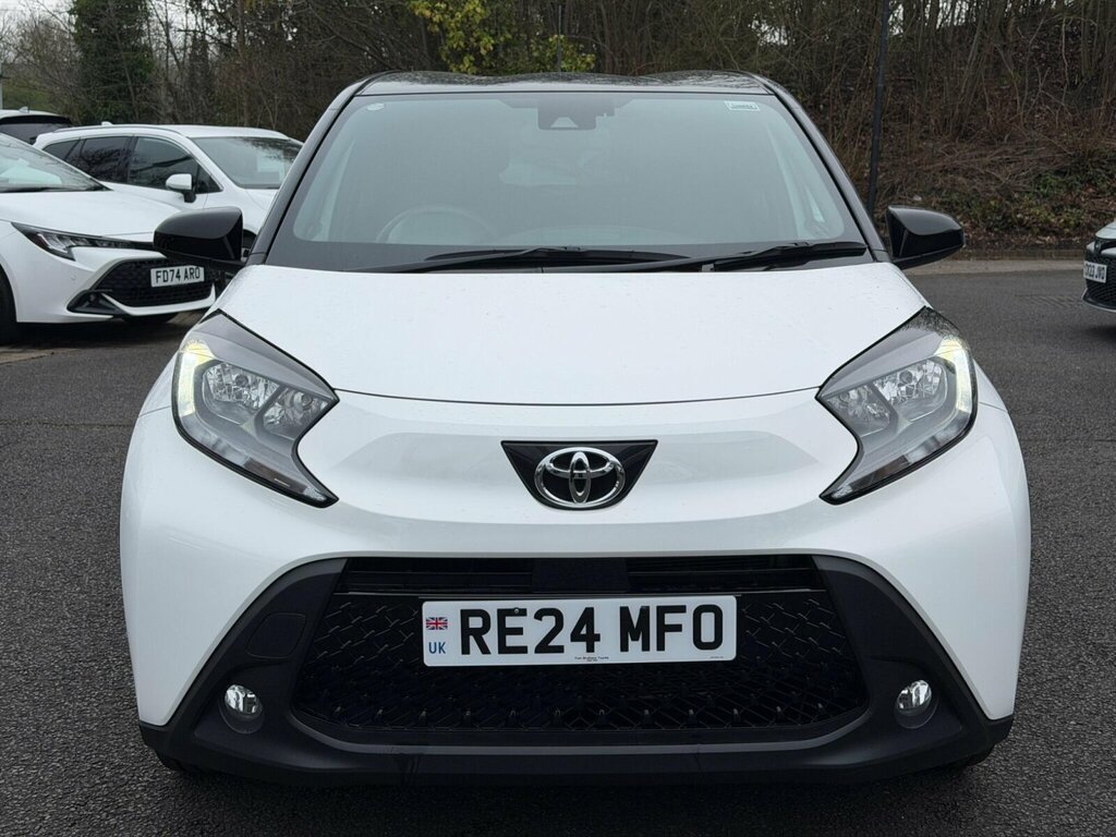 Toyota Aygo X 1.0 Vvt-i Edge RE24MFO White #3