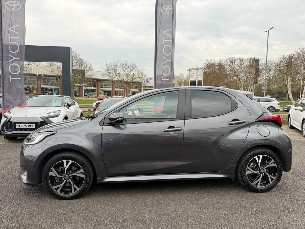 Toyota Yaris 1.5 Hybrid Design Cvt RO25CBX Grey #6