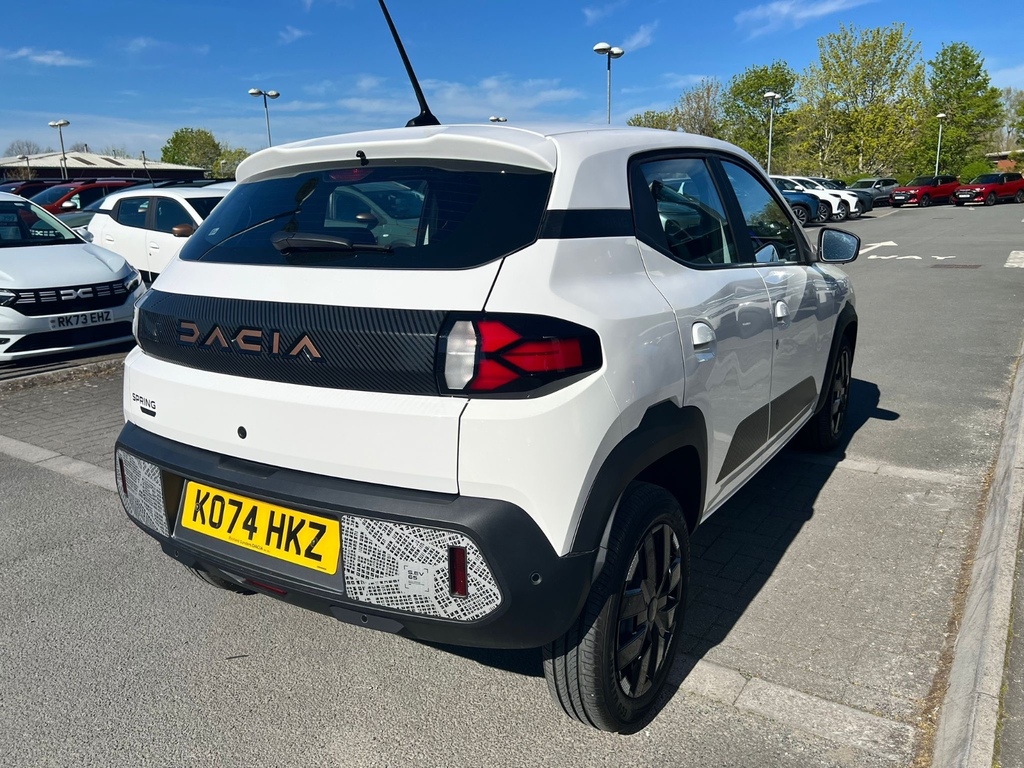Dacia Spring 27Kwh Extreme 65 48Kw KO74HKZ White #3