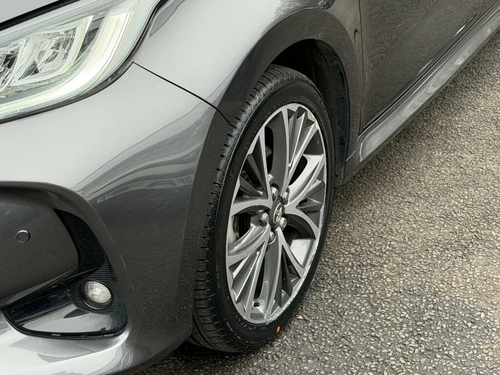 Toyota Yaris 1.5 Hybrid Excel Cvt RJ72HNH Grey #4