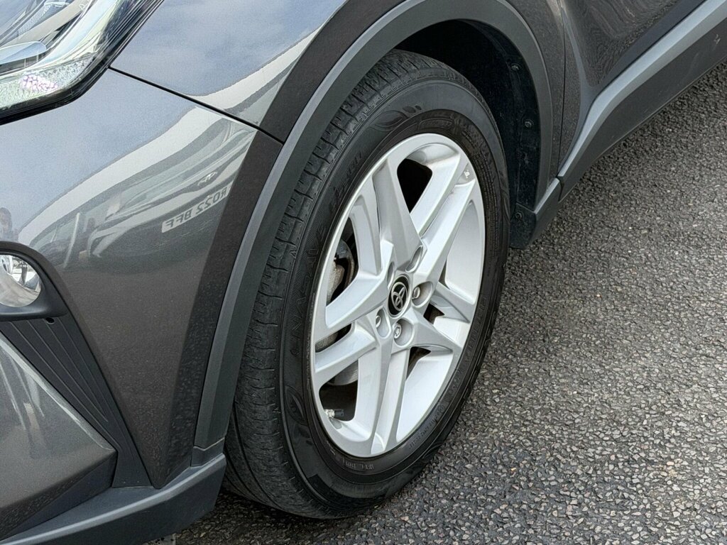 Toyota C-Hr 1.8 Hybrid Icon Cvt RK23OPA Grey #4