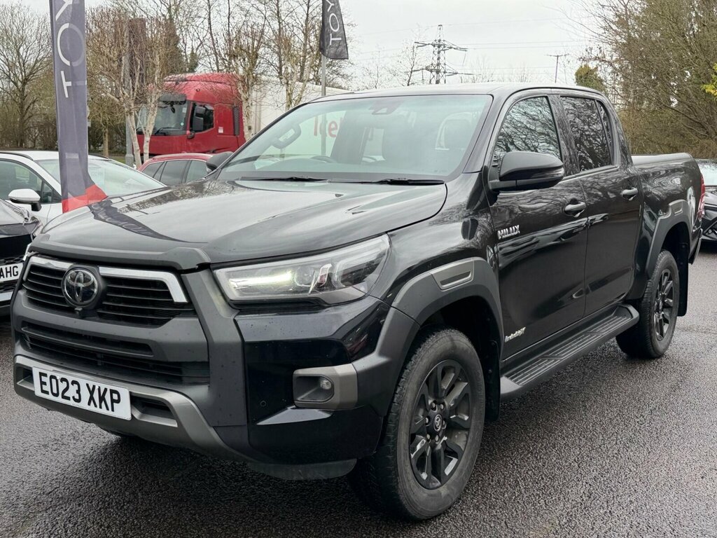 Toyota HILUX Invincible X Dcab Pick Up 2.8 D-4d EO23XKP Black #6