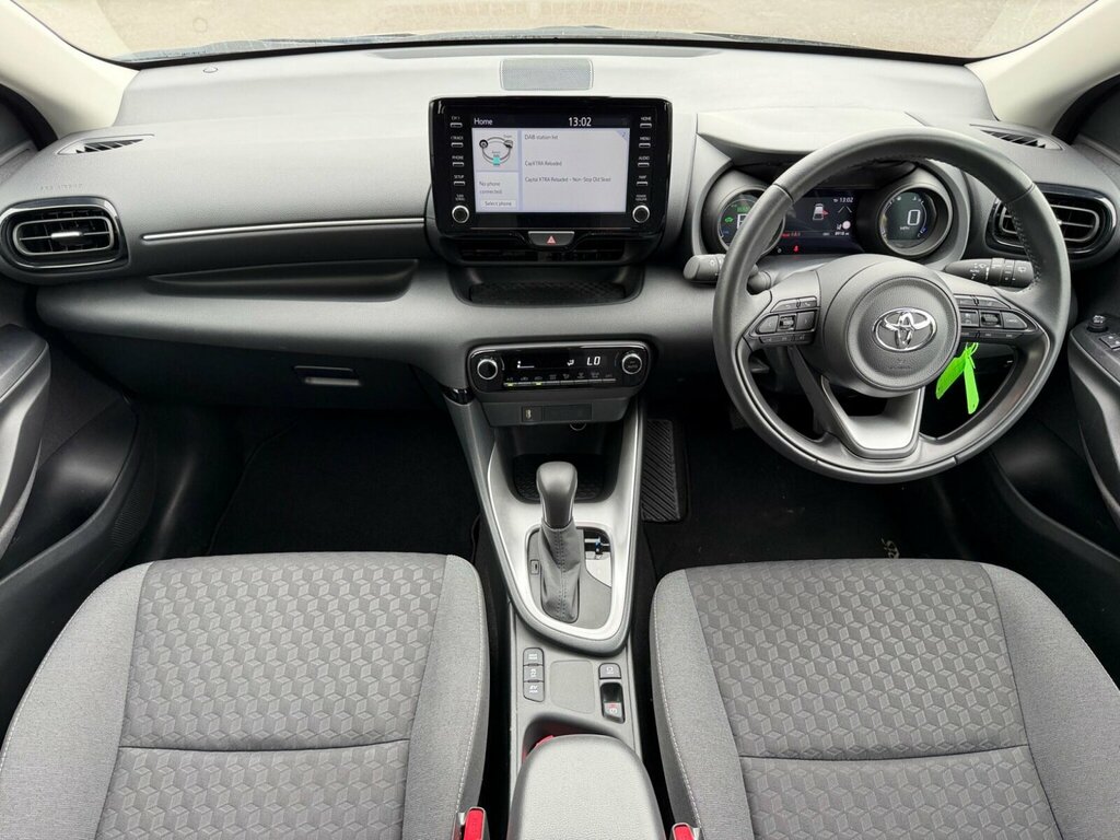 Toyota Yaris 1.5 Hybrid Design Cvt RK23OOE Grey #2
