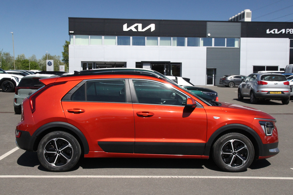 Kia Niro 1.6 Gdi Hybrid 2 Dct RJ23GZX Orange #4