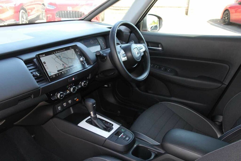 Honda Jazz 1.5 I-mmd Hybrid Crosstar Advance Ecvt RV25YEB Red #2