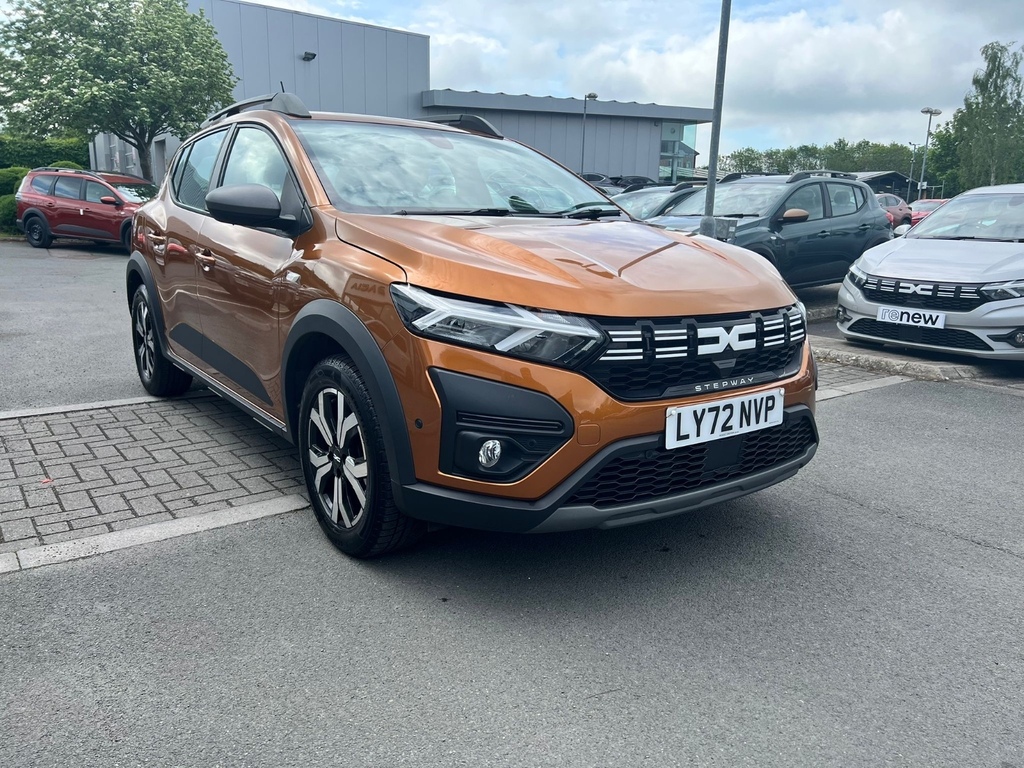 Dacia Sandero Stepway 1.0 Tce Journey Cvt Orange