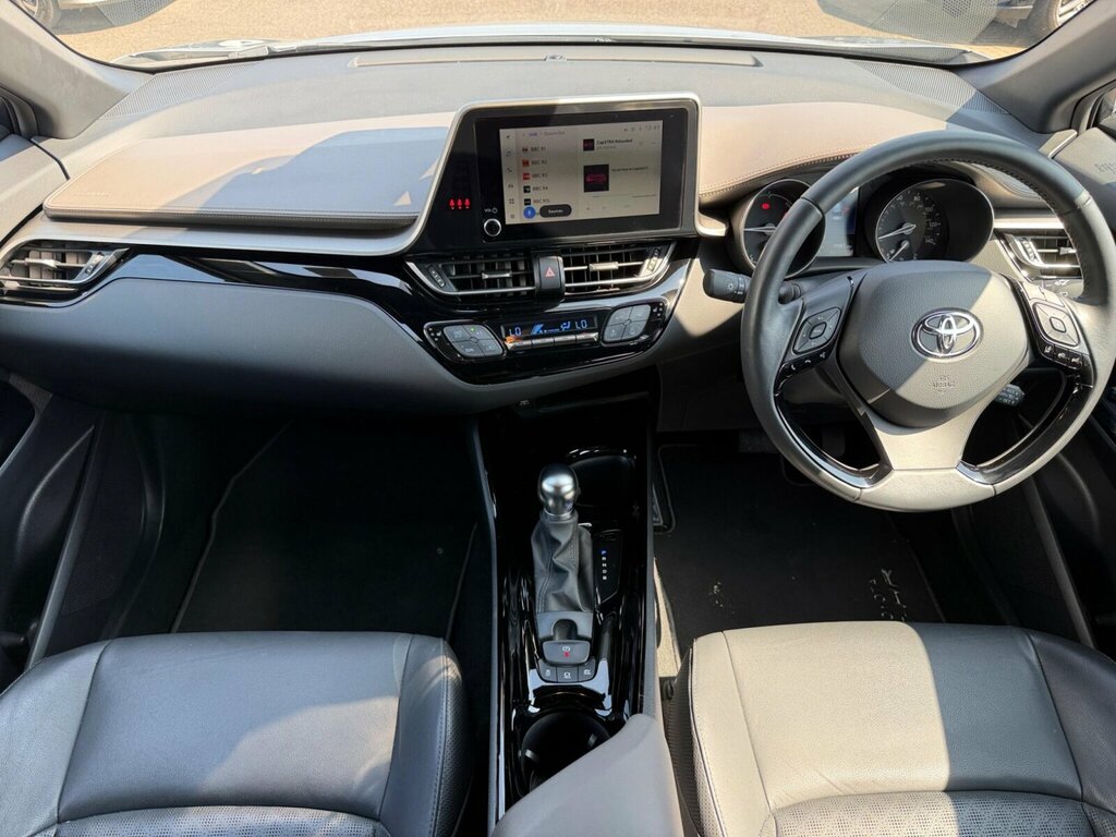 Toyota C-Hr 1.8 Hybrid Excel Cvt WT72EAY Silver #2