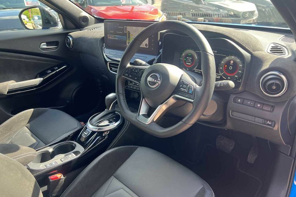 Nissan Juke 1.6 Hybrid Tekna WP75OYK Blue #6