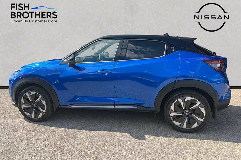 Nissan Juke 1.6 Hybrid Tekna WP75OYK Blue #4