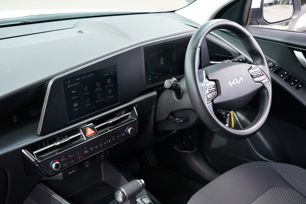 Kia Niro 1.6 Gdi Hybrid 2 Dct HN72TTK White #2