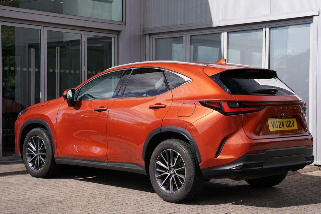 Lexus NX 350H Premium Pack VU24UDV #2