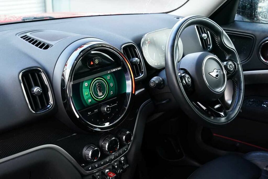 Mini Countryman 1.5 Cooper Exclusive Red #2
