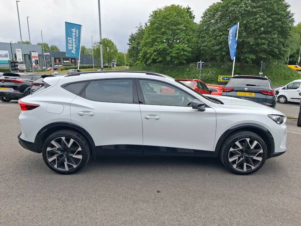 Cupra Formentor 1.5 Tsi 150 V2 DY75ABK White #4
