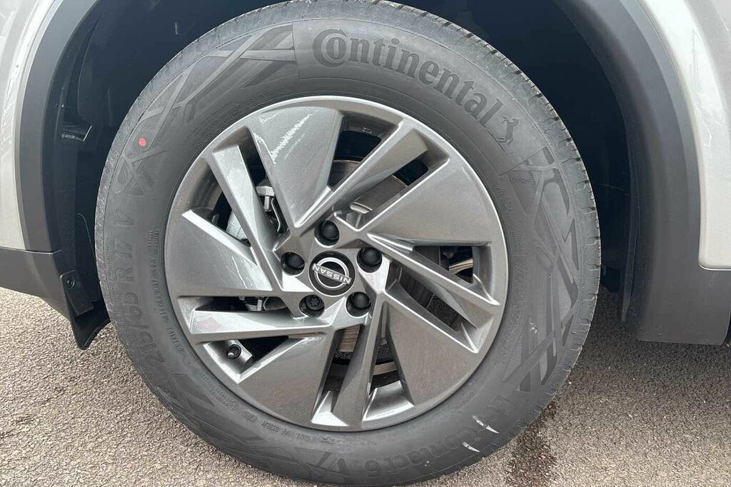 Nissan Qashqai 1.3 Dig-t Mh Acenta Premium Silver #5