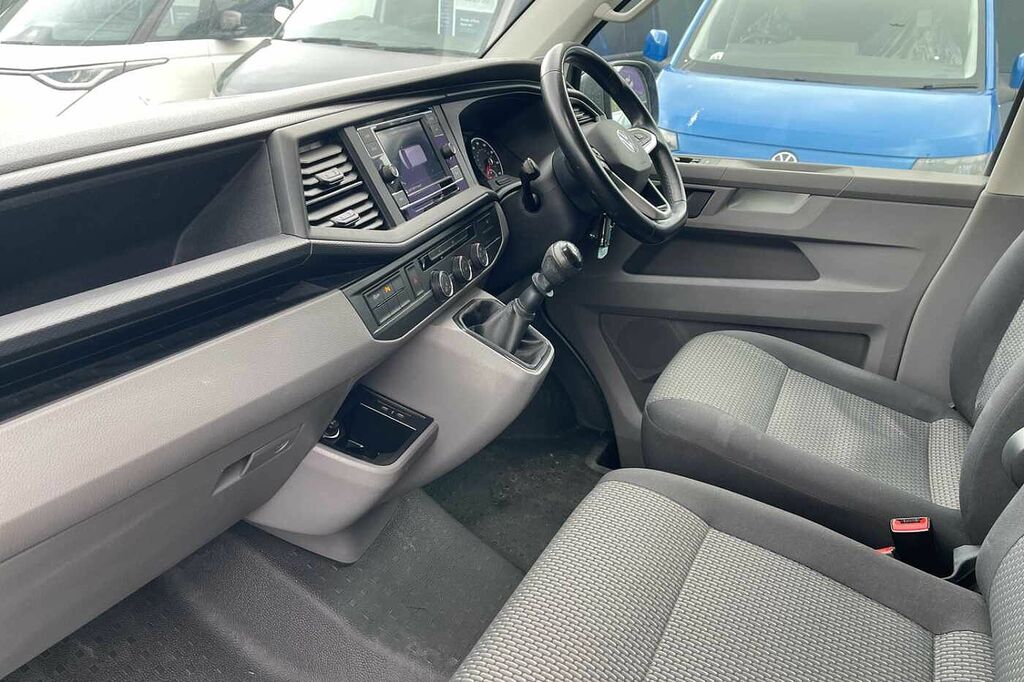 Volkswagen Transporter 2.0 Tdi 110 Highline Van CK72LKJ Grey #2