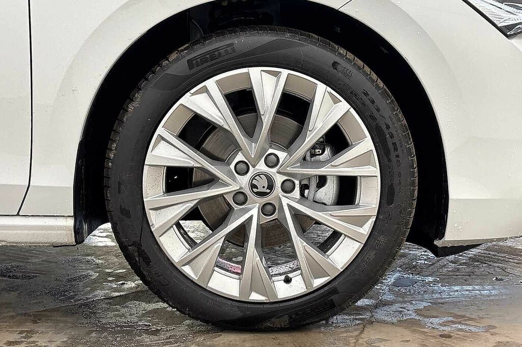 Skoda Superb 1.5 Tsi E-tec Se L Dsg KY26UKW White #5