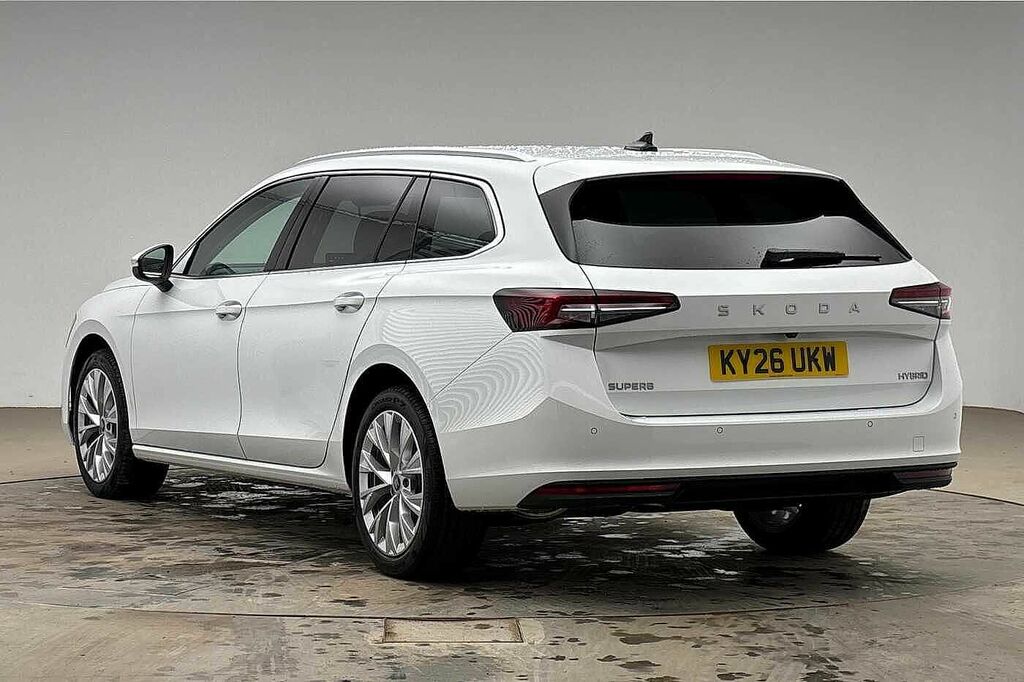 Skoda Superb 1.5 Tsi E-tec Se L Dsg KY26UKW White #3