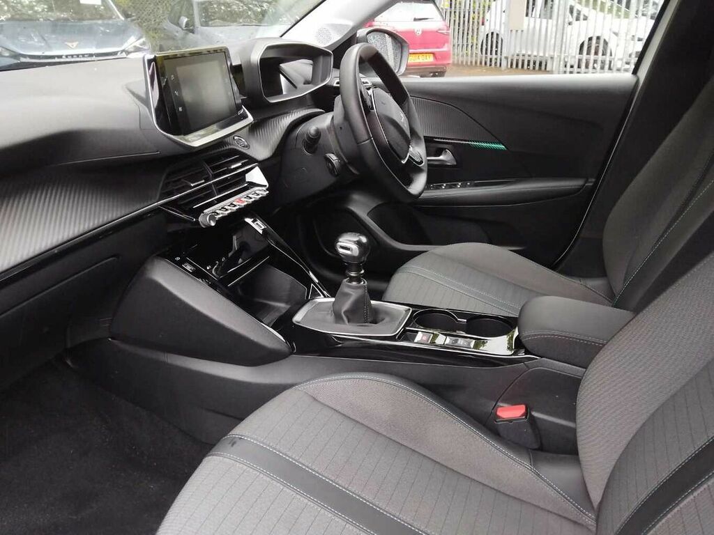 Peugeot 208 1.5 Bluehdi 100 Allure Premium BT73VLN White #2