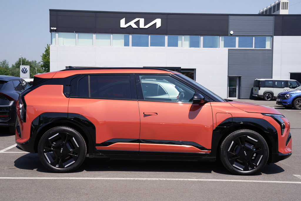 Kia EV3 148Kw Gt-line 81.4Kwh RK26EVX Orange #4