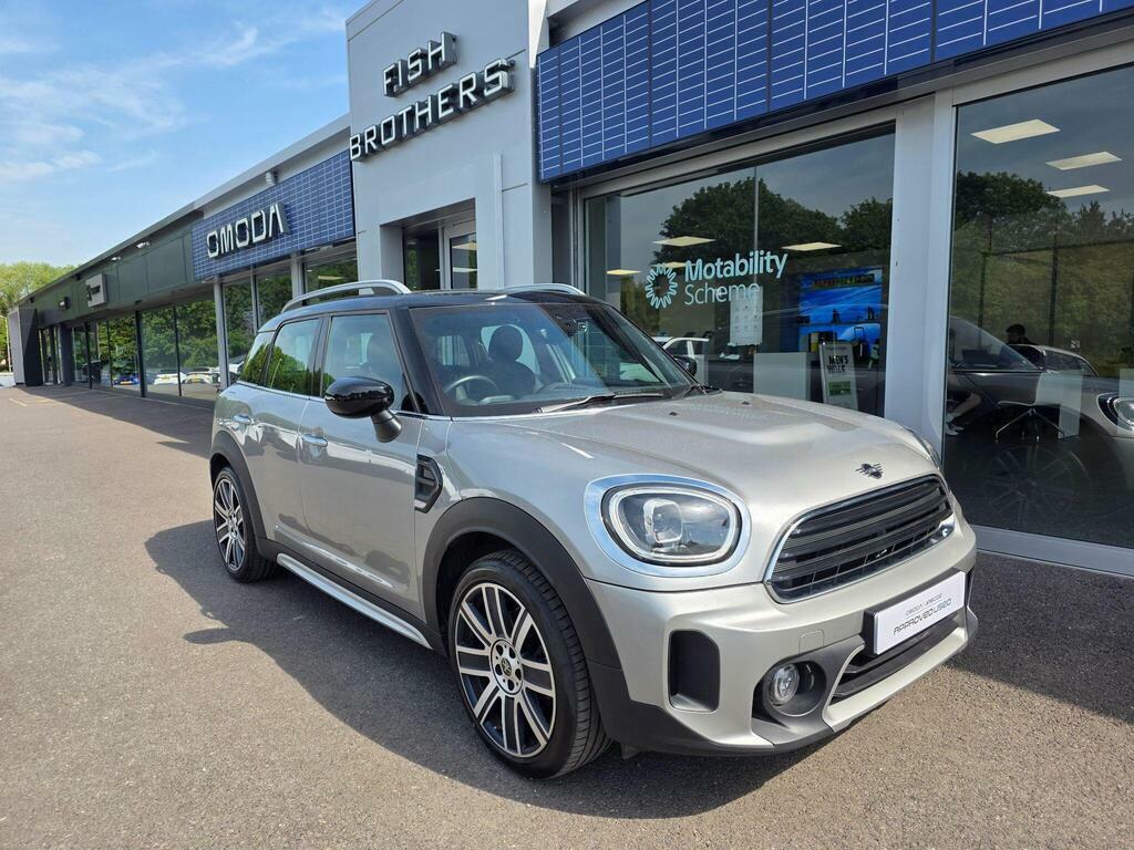 Mini Countryman 1.5 Cooper Exclusive Premium Silver
