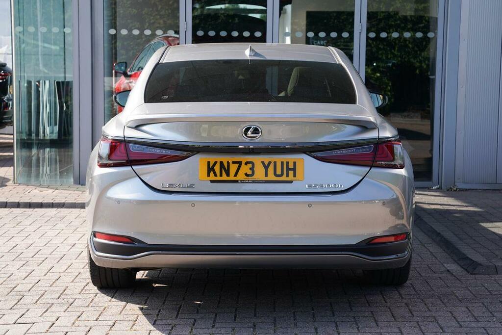Lexus ES 300H F-sport Silver #5