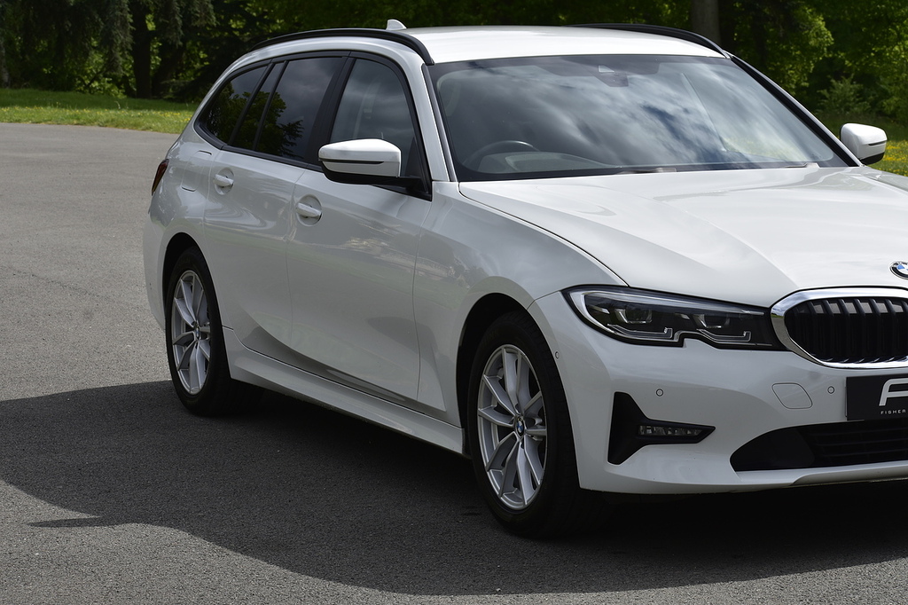BMW 3 Series 320D Mht Se WG70EHN White #6