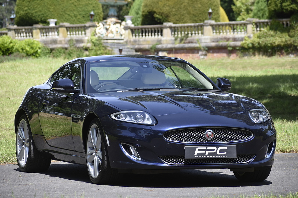 Jaguar XK V8 Signature Blue #2