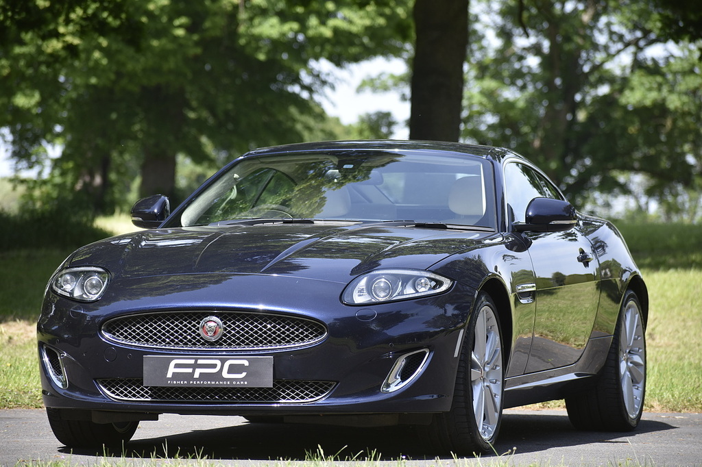 Jaguar XK V8 Signature Blue #4