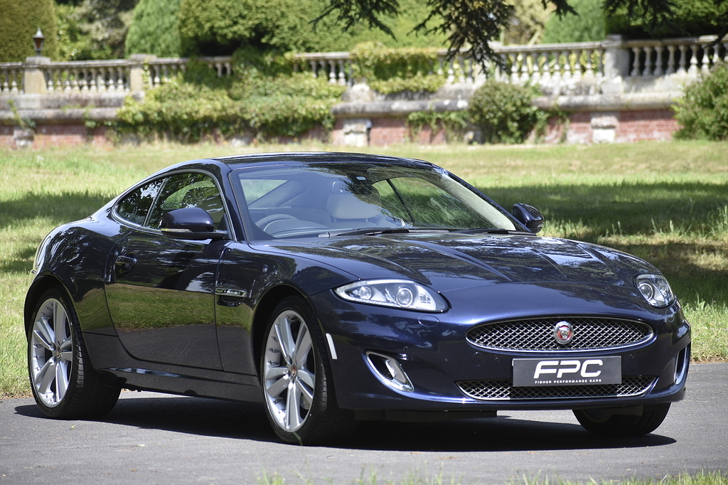 Jaguar XK V8 Signature Blue
