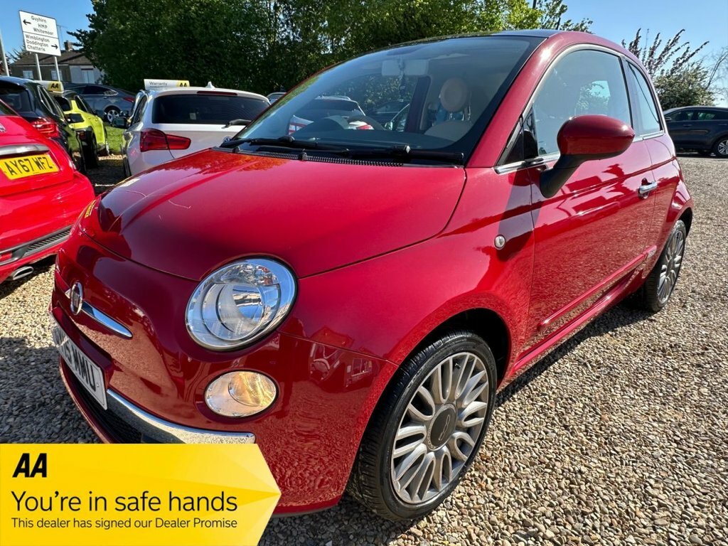 Fiat 500 0.9L Lounge Red