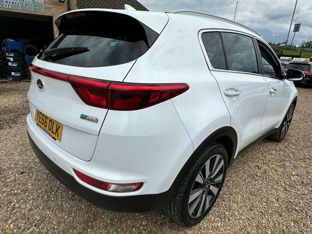 Kia Sportage 1.7L 3 YE66OLK White #3