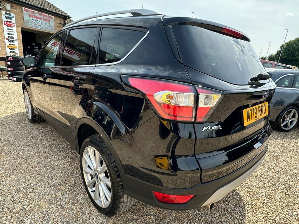 Ford Kuga 2L Titanium X Edition MT19RRO Black #4