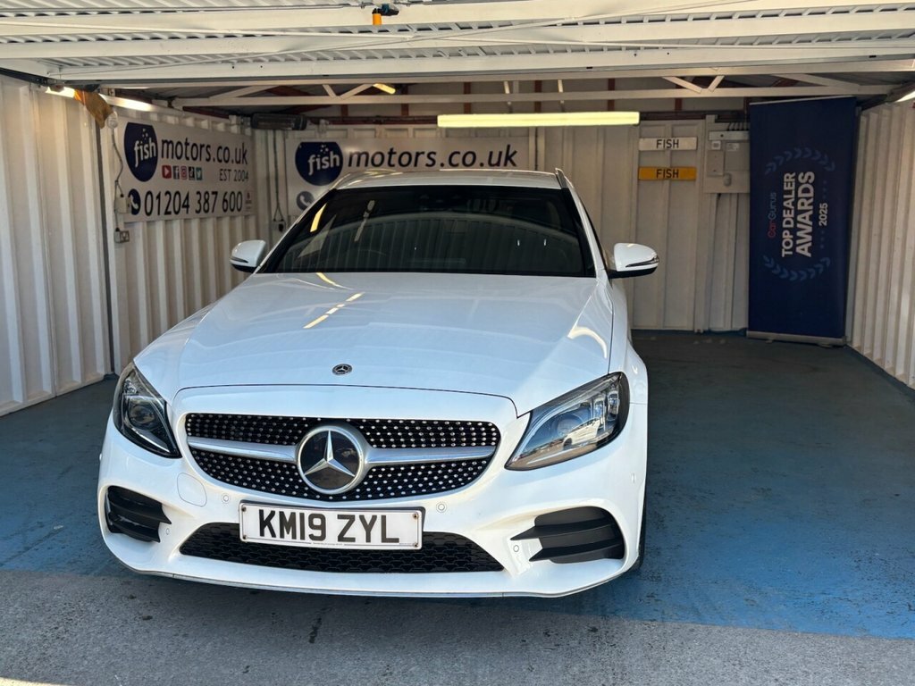 Mercedes-Benz C Class 2L Amg Line KM19ZYL White #3