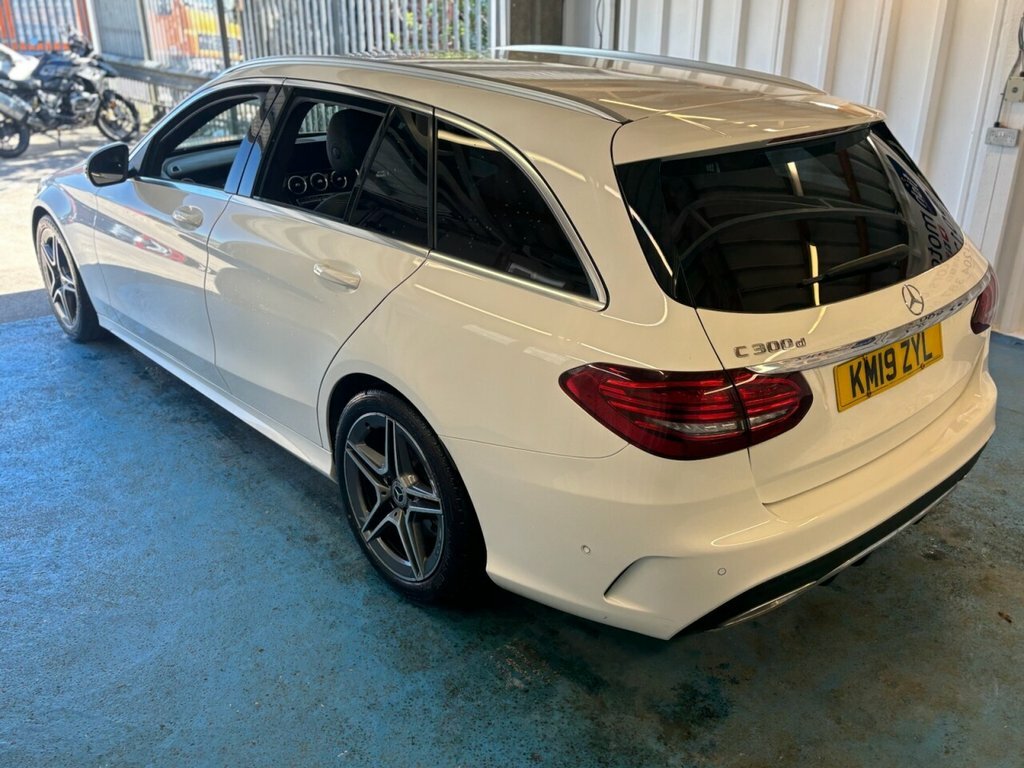 Mercedes-Benz C Class 2L Amg Line KM19ZYL White #6