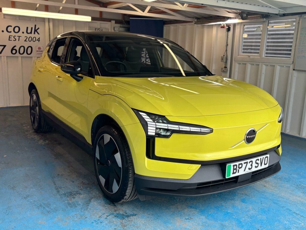 Volvo EX30 Suv BP73SVO Yellow #4