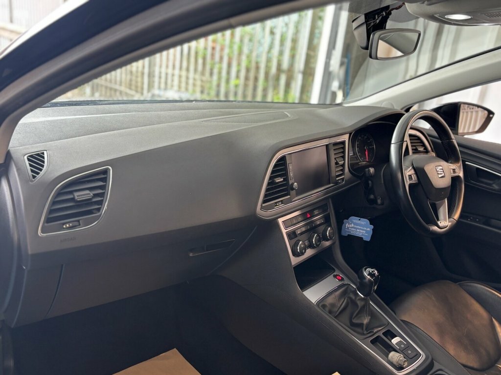 Seat Leon 1.5L Xcellence Black #2