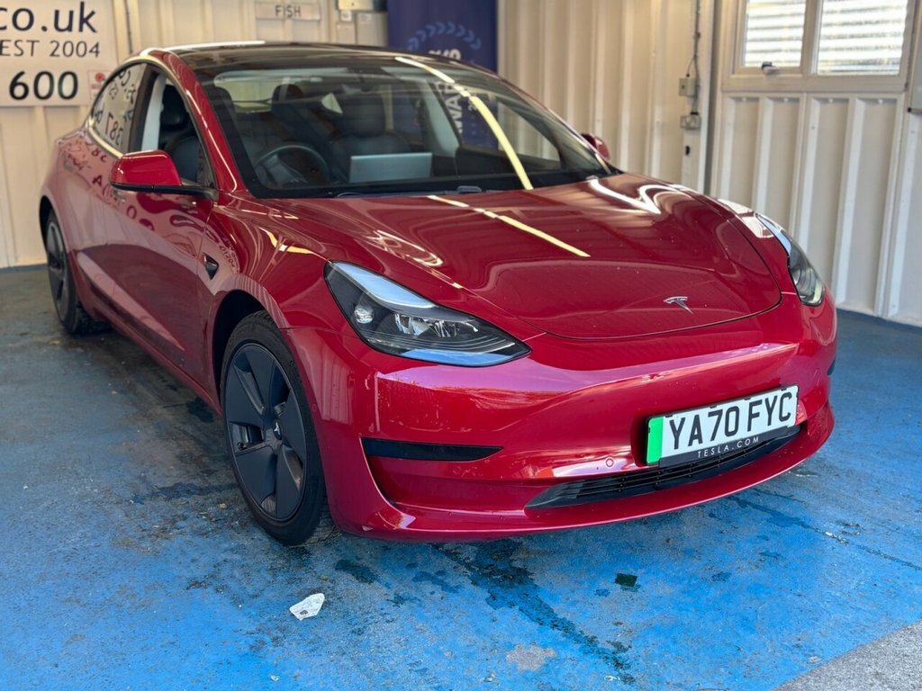 Tesla Model 3 Saloon YA70FYC Red #4