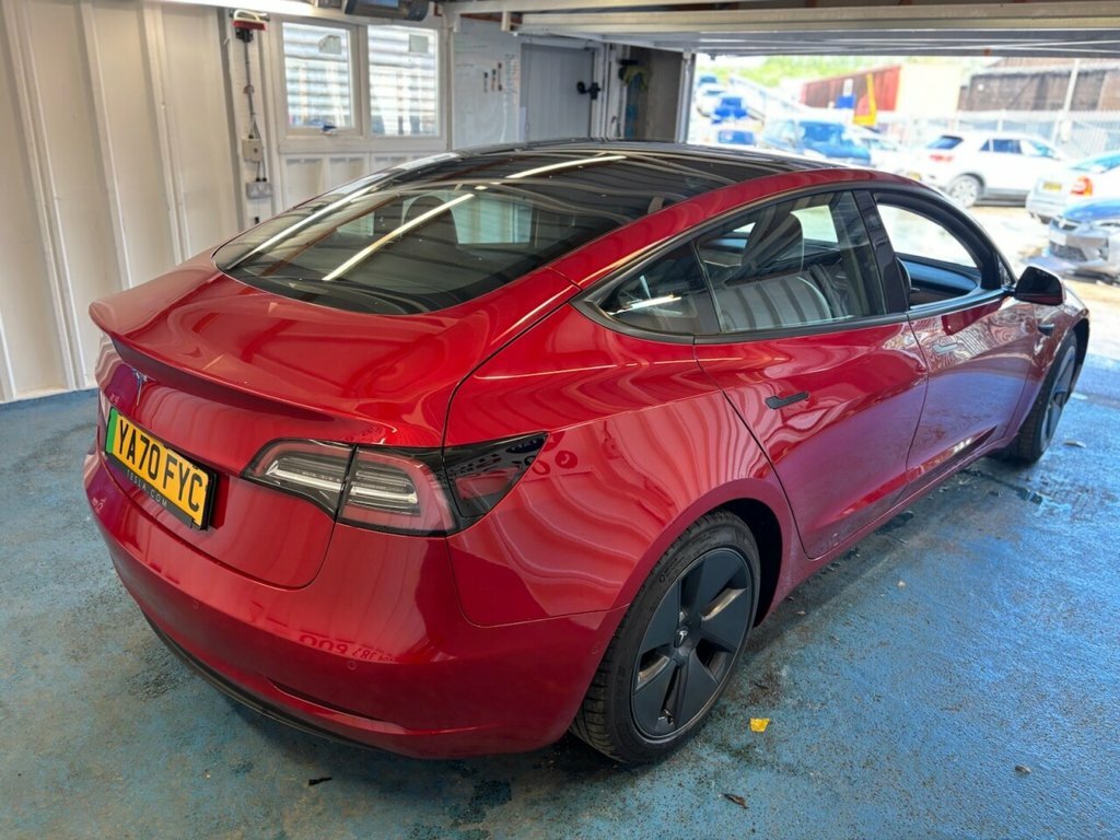 Tesla Model 3 Saloon YA70FYC Red #6